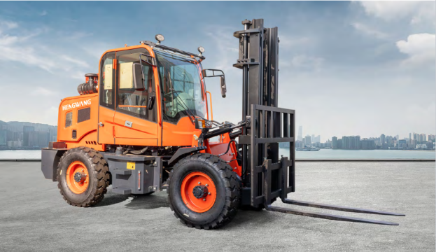 The Ultimate Guide to Rough Terrain Forklifts